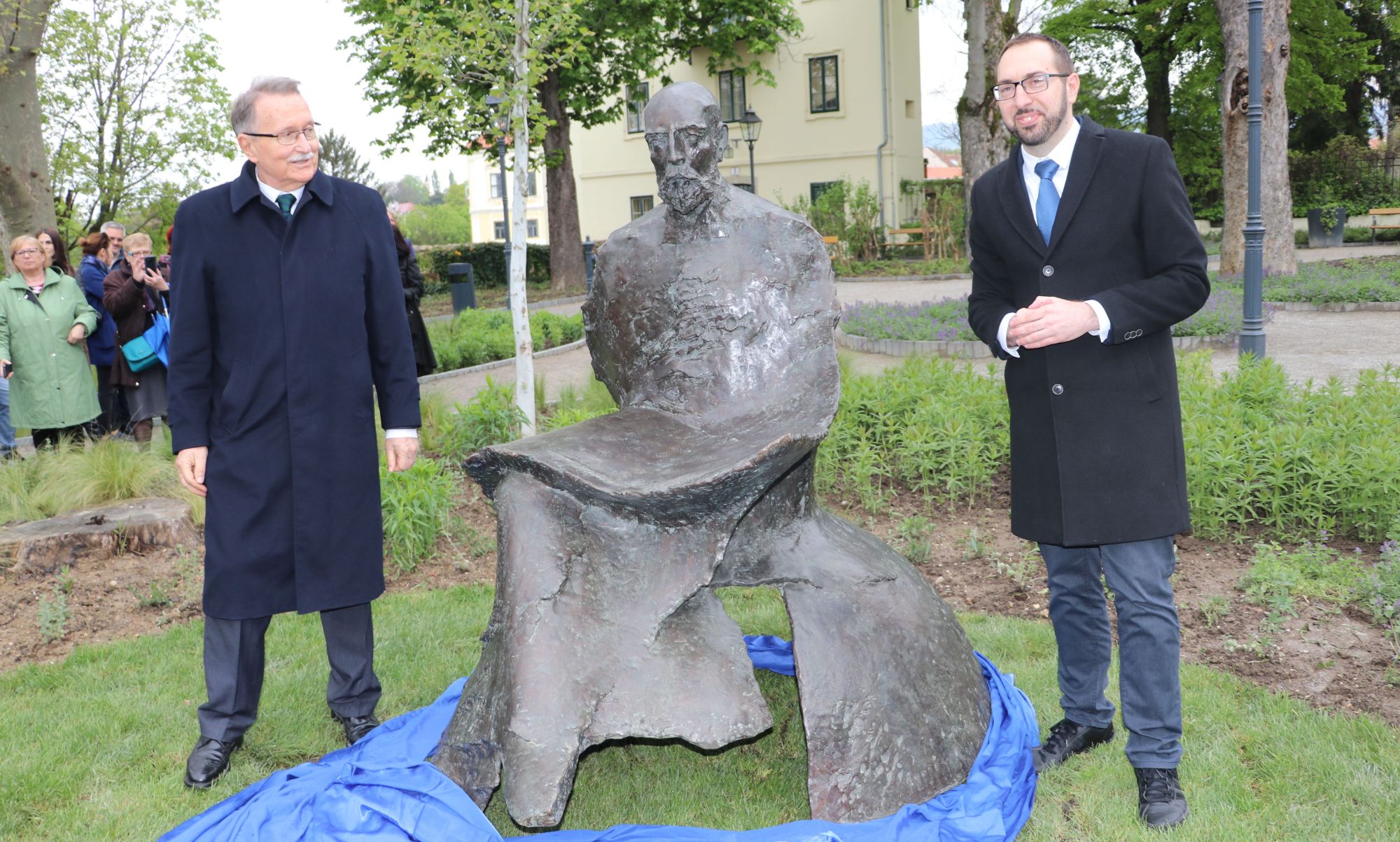 Zagreb podiže spomenik Andriji Mohorovičiću