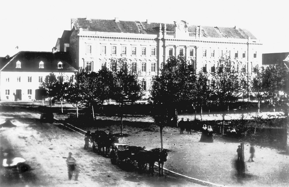 Sudbena palača, prije 1880.