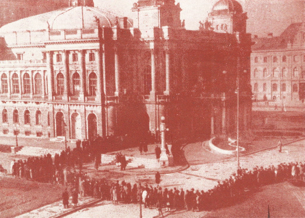 Zagrepčani su 1948. na ulaznice za „Malu Floramye“ čekali u redu ispred HNK