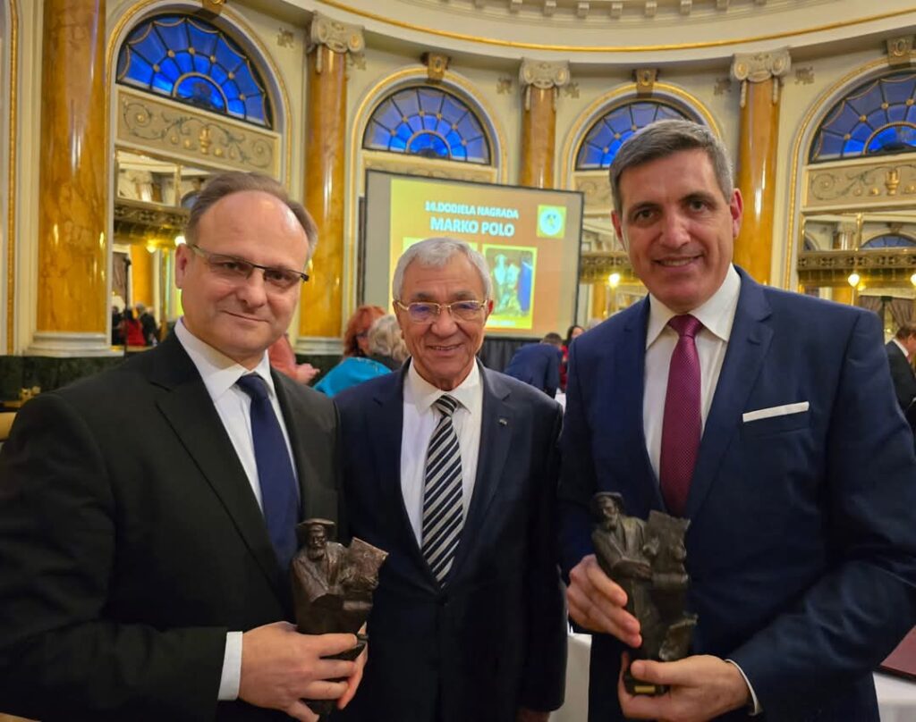 Božo Skoko i Zvonimir Frka PETEŠIĆ i Predsjednika FJET-a Hadad TIJANI