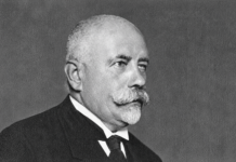 Ferdinand Budicki ( Buditzky) (Zagreb 1871. – Zagreb 1951.) pionir hrvatskog auto-moto i biciklističkog sporta